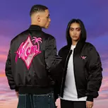 Oferta de Miami Palm Bomber Jacket por 600€ en Snipes