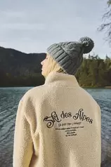 Oferta de Sudadera borrego "Ski des Alpes" por 19,99€ en Springfield