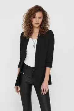 Oferta de Blazer manga 3/4 con solapas por 31,49€ en Springfield