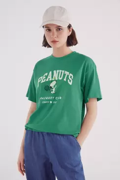 Oferta de Camiseta Snoopy Peanuts por 17,99€ en Springfield