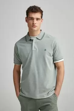Oferta de Polo piqué detalles contraste regular fit por 20,99€ en Springfield