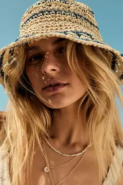 Oferta de Sombrero rafia rayas por 19,99€ en Springfield