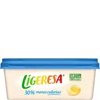 Oferta de Margarina ligera 250 g por 1€ en SUPER AMARA