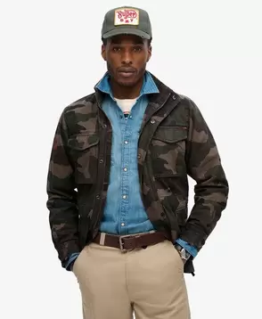 Oferta de Chaqueta militar Rookie por 139,99€ en Superdry