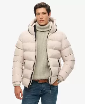 Oferta de Chaqueta acolchada con capucha Sports por 129,99€ en Superdry