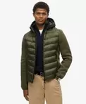 Oferta de Chaqueta híbrida de punto con capucha Storm por 139,99€ en Superdry