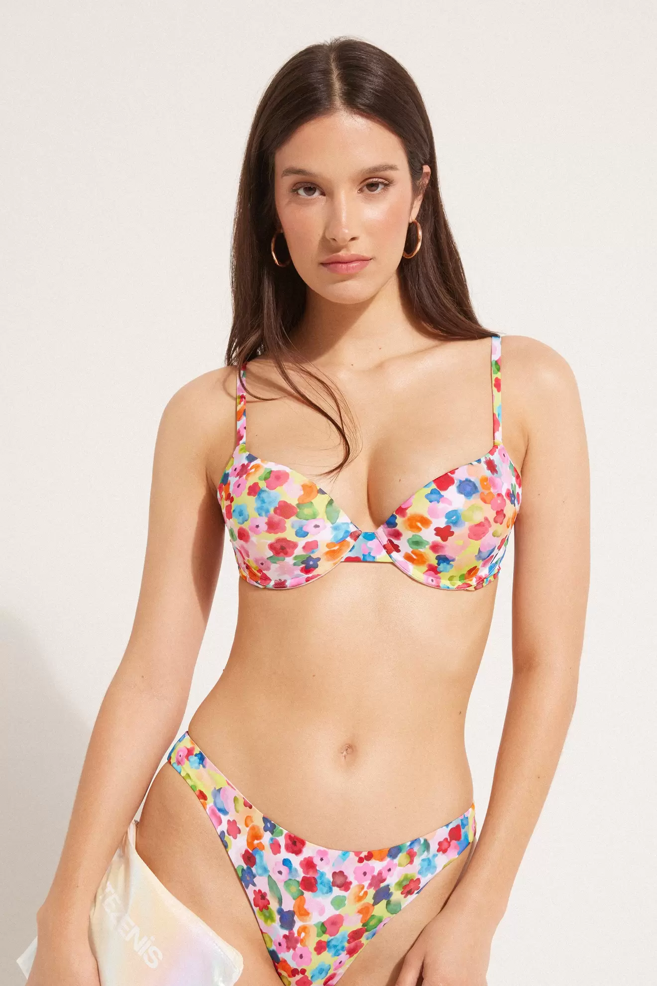 Oferta de Sujetador de Bikini Push-Up con Relleno Watercolor Flowers por 16,99€ en Tezenis