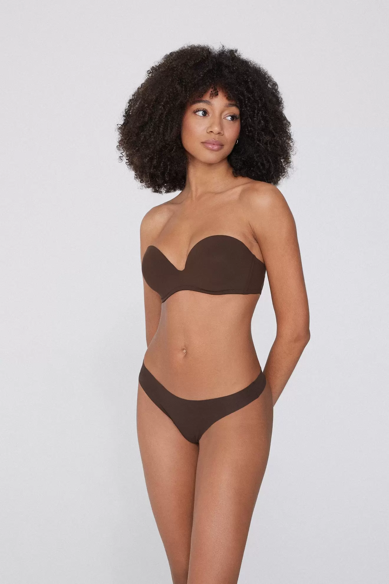 Oferta de Sujetador Bandeau de Microfibra Con Relleno New York por 17,99€ en Tezenis