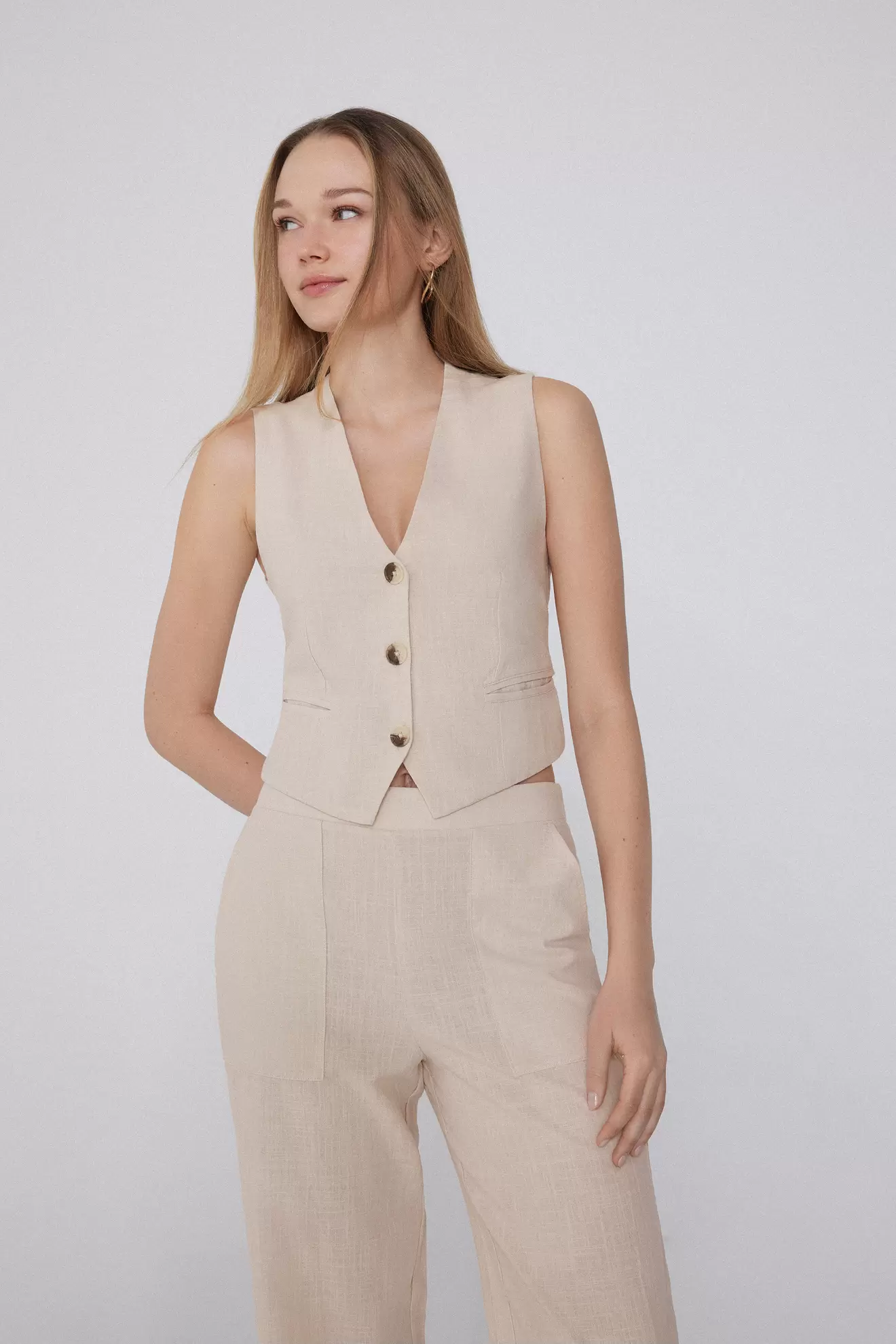Oferta de Chaleco Escote Pico Tela 100 % Algodón por 16,99€ en Tezenis