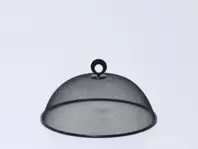 Oferta de CUBRE ALIMENTOS METAL NEGRO 27X27X11 CM por 3,69€ en Tiendas Mi Casa