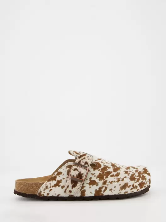 Oferta de Proveedor: Ulanka Zuecos de pelo con estampado animal - Trudy por 69,99€ en Ulanka