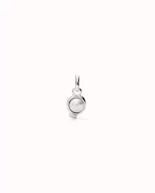 Oferta de Charm plated in sterling silver with pearl por 25€ en Uno de 50