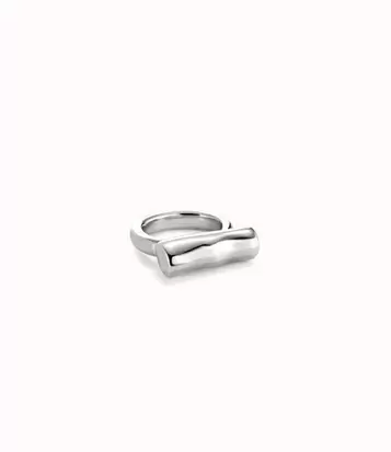 Oferta de Sterling silver plated ring with horizontal tube por 95€ en Uno de 50