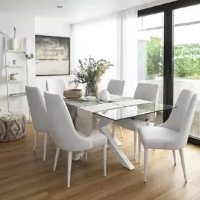 Oferta de Nurma mesa de comedor de madera lacada en blanco y cristal de 160x95 por 317€ en Banak Importa