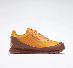 Oferta de Reebok Classic Leather por 42€ en Base