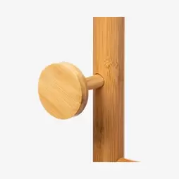 Oferta de Perchero de pie de madera de bambú 175cm por 49,99€ en Casa Viva