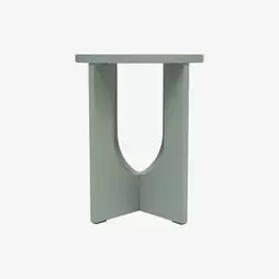 Oferta de Mesa auxiliar de madera DM verde Camelia Ø40x51cm por 49,99€ en Casa Viva