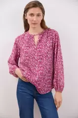 Oferta de Blusa tejido textura por 19,99€ en Cortefiel