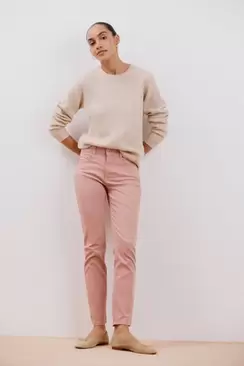 Oferta de Sensational Slim Color Jeans por 29,99€ en Cortefiel
