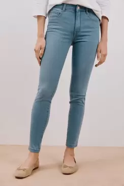 Oferta de Sensational Slim Jeans por 29,99€ en Cortefiel