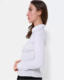 Oferta de CAMISA ENTALLADA POPELÍN BLANCO por 69€ en CUPLÉ