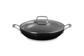 Oferta de Cacerola baja de Cerámica Antiadherente por 195€ en Le Creuset