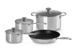 Oferta de Set de 4 piezas de acero inoxidable triple capa Signature por 865€ en Le Creuset