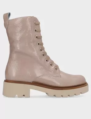 Oferta de BOTIN PITILLOS 10108 PIEDRA por 84€ en Lola Rey