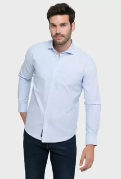 Oferta de Camisa clásica celeste con cuello italiano por 44,03€ en Valecuatro