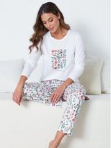 Oferta de Pijama camiseta + pantalón largo de flores por 11,99€ en Venca