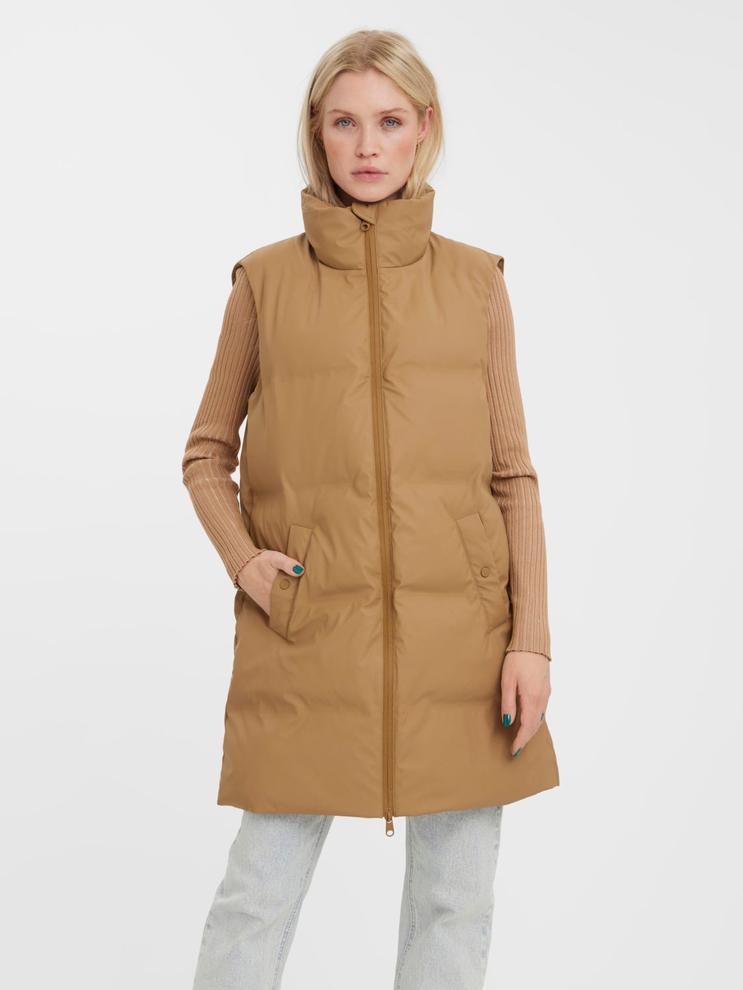 Oferta de VMNOE Chalecos de abrigo por 37,5€ en Vero Moda