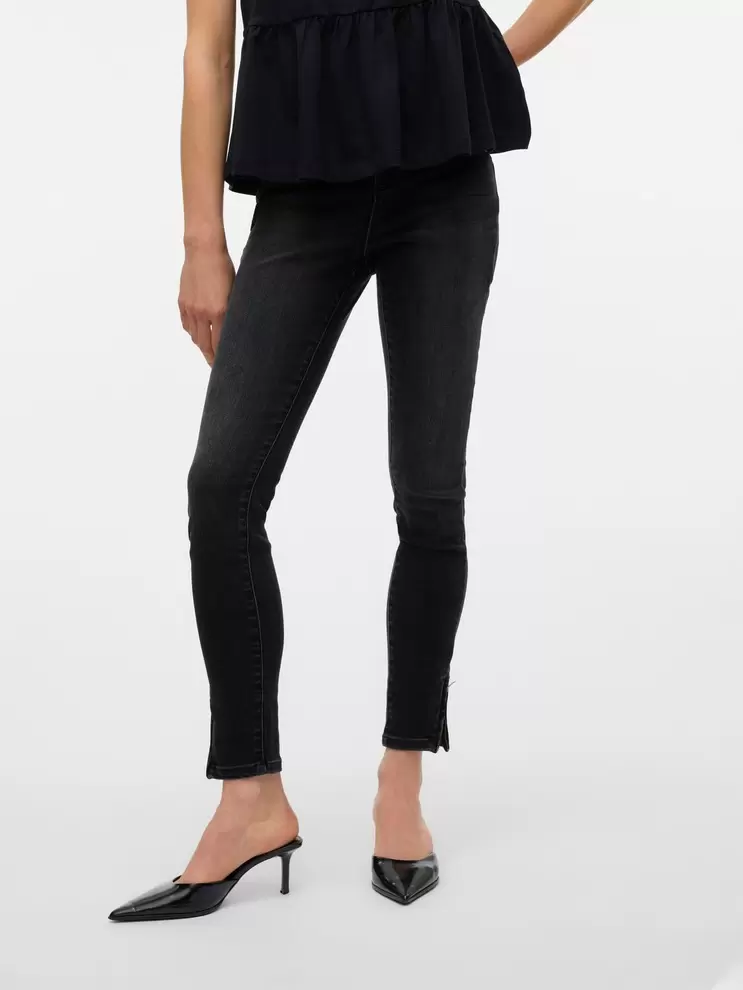 Oferta de VMBE Tiro alto Corte skinny Vaqueros por 35€ en Vero Moda