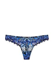 Oferta de Ziggy Glam Floral Embroidery Thong Panty por 45,6€ en Victoria's Secret