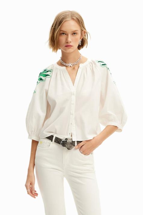 Oferta de New collection Blusa cuello pico bordados por 79,95€ en Desigual