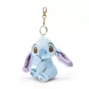 Oferta de Llavero peluche pequeño Stitch, Lilo y Stitch, Disney Store Japón (11 cm) por 20€ en Disney