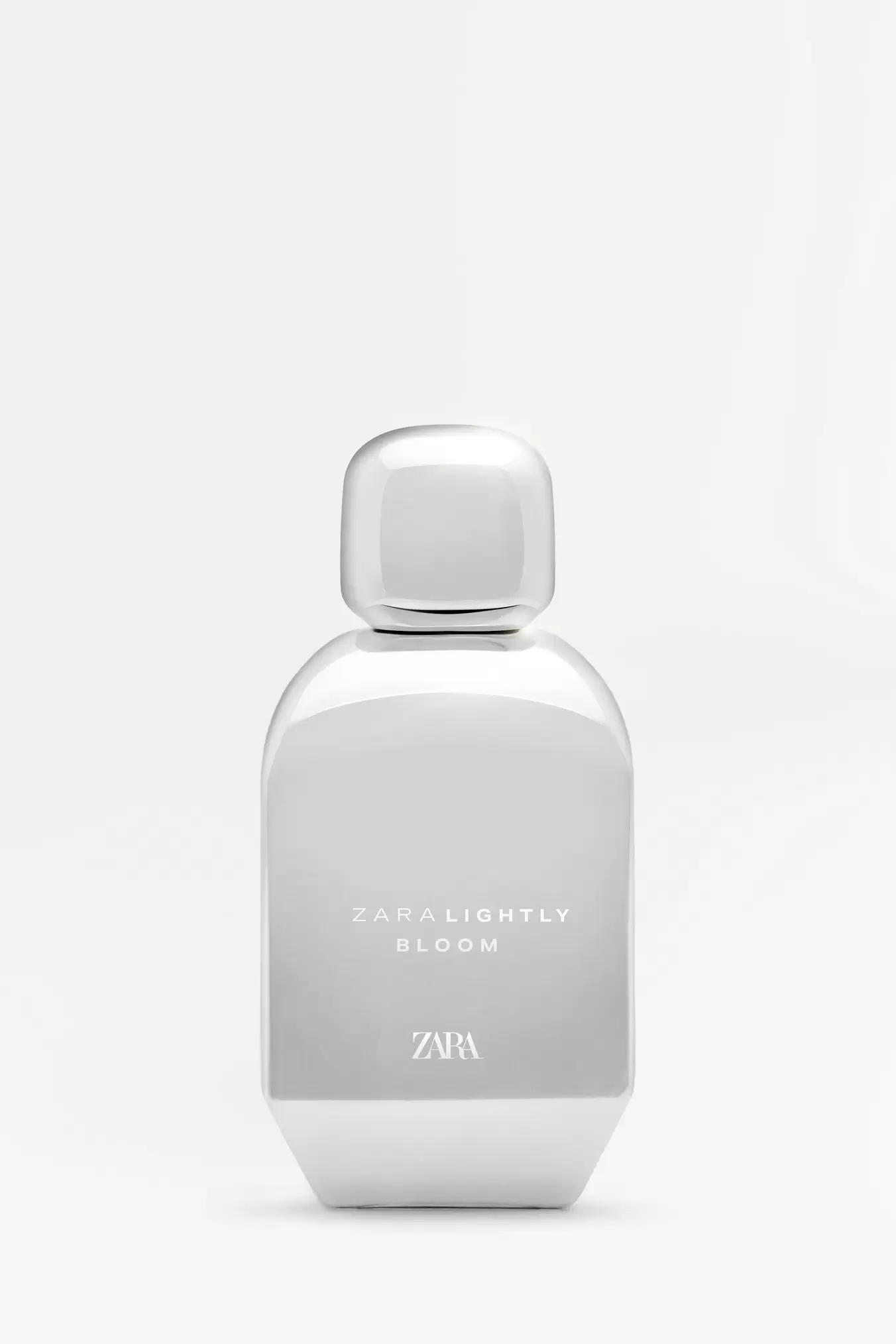 Oferta de ZARA LIGHTLY BLOOM EDP 100ML (3.4 FL. OZ). por 17,95€ en ZARA