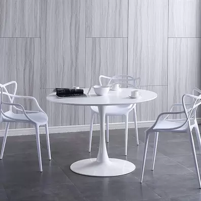 Oferta de Mesa comedor redonda Gina blanco 110x110x75 cm por 155,99€ en Embargos a lo bestia