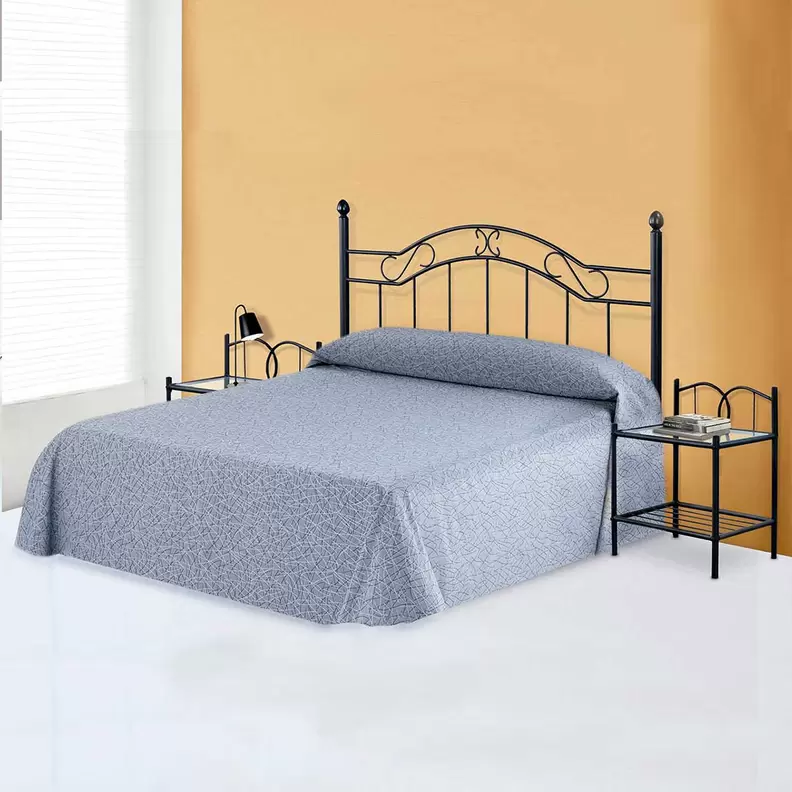 Oferta de Composición de dormitorio Deirdre + Cynthia por 174€ en Embargos a lo bestia