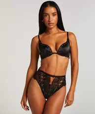 Oferta de Tanga Cierra por 25,99€ en Hunkemoller