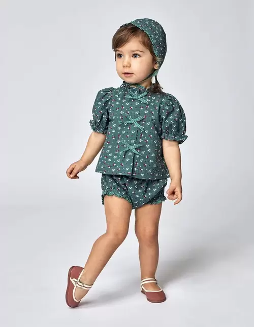 Oferta de Conjuntoverde de camisa y pantalón a juego con capota por 64,99€ en Gocco