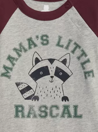 Oferta de Baby 100% Organic Cotton Mix and Match Raglan Graphic Bodysuit - mom por 20€ en GAP