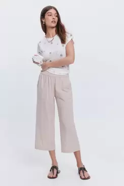 Oferta de Pantalón tobillero sport por 22,99€ en Fifty Factory