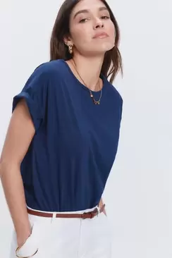 Oferta de Camiseta cuello rib manga corta por 7,99€ en Fifty Factory