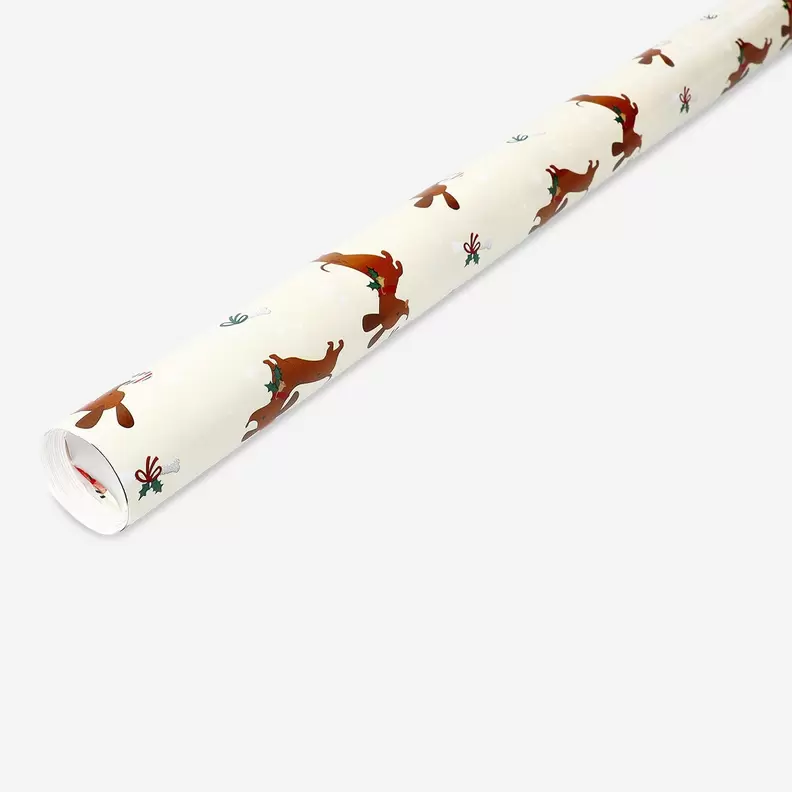 Oferta de Papel de regalo Navidad - 4m por 2,5€ en Flying Tiger