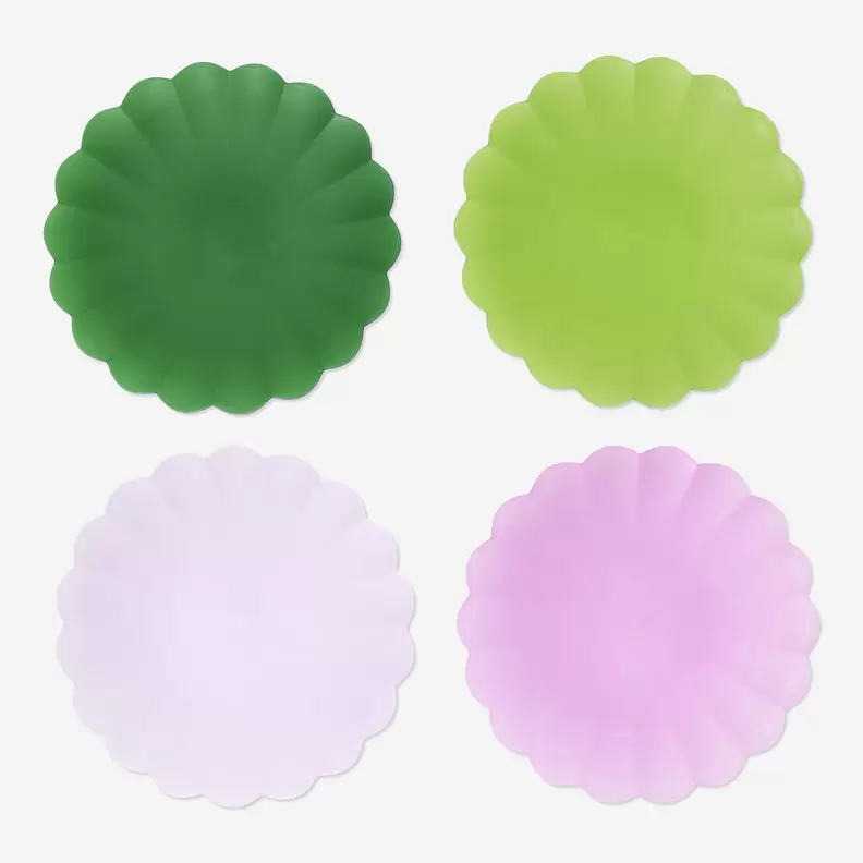 Oferta de Platos de colores 22 cm- 4 uds por 5€ en Flying Tiger