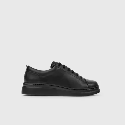Oferta de Runner Up - Women por 130€ en Camper