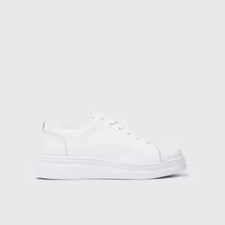 Oferta de Runner Up - Women por 130€ en Camper