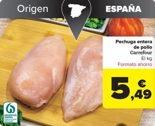 Oferta de Pechuga entera de pollo por 5,49€ en Carrefour