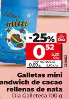 Oferta de Galletas mini sandwich de cacao rellenas de nata por 0,52€ en Dia
