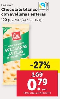 Oferta de Chocolate blanco con avellanas enteras por 0,79€ en Lidl